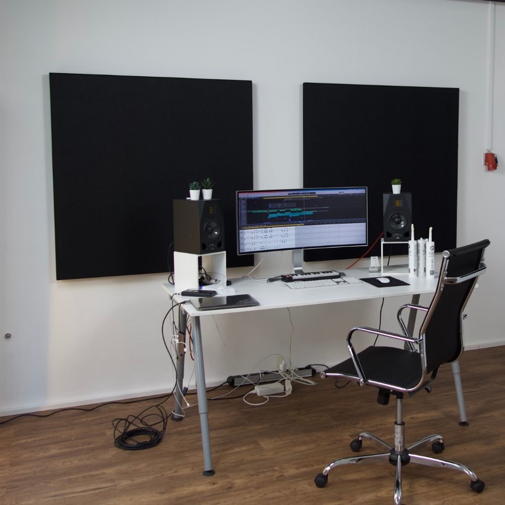 Artikelbild Bluefiber PAD PET Vlies Akustikplatten Schallabsorber 2500g/m² 50mm B1 schwarz 620x625mm